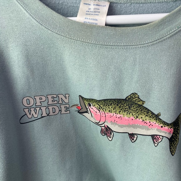 Open Wide Sweater - Picture 1 of 2